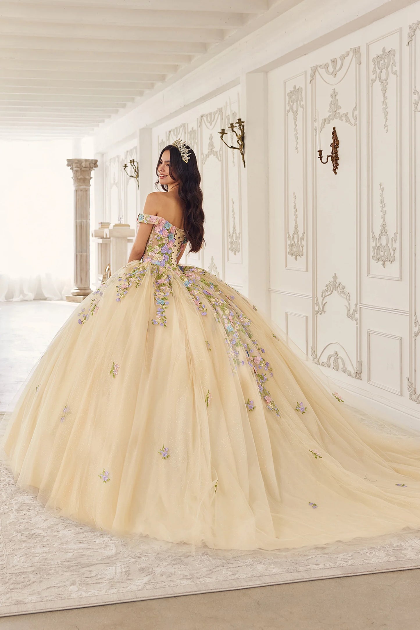 Cinderella Divine 15724