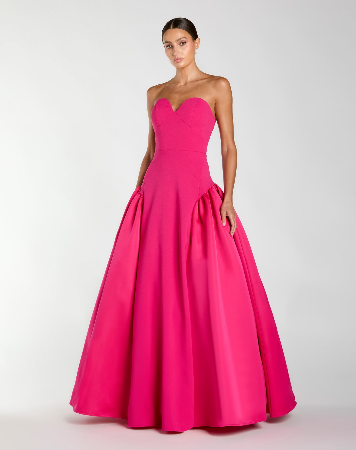 Mac Duggal 21240
