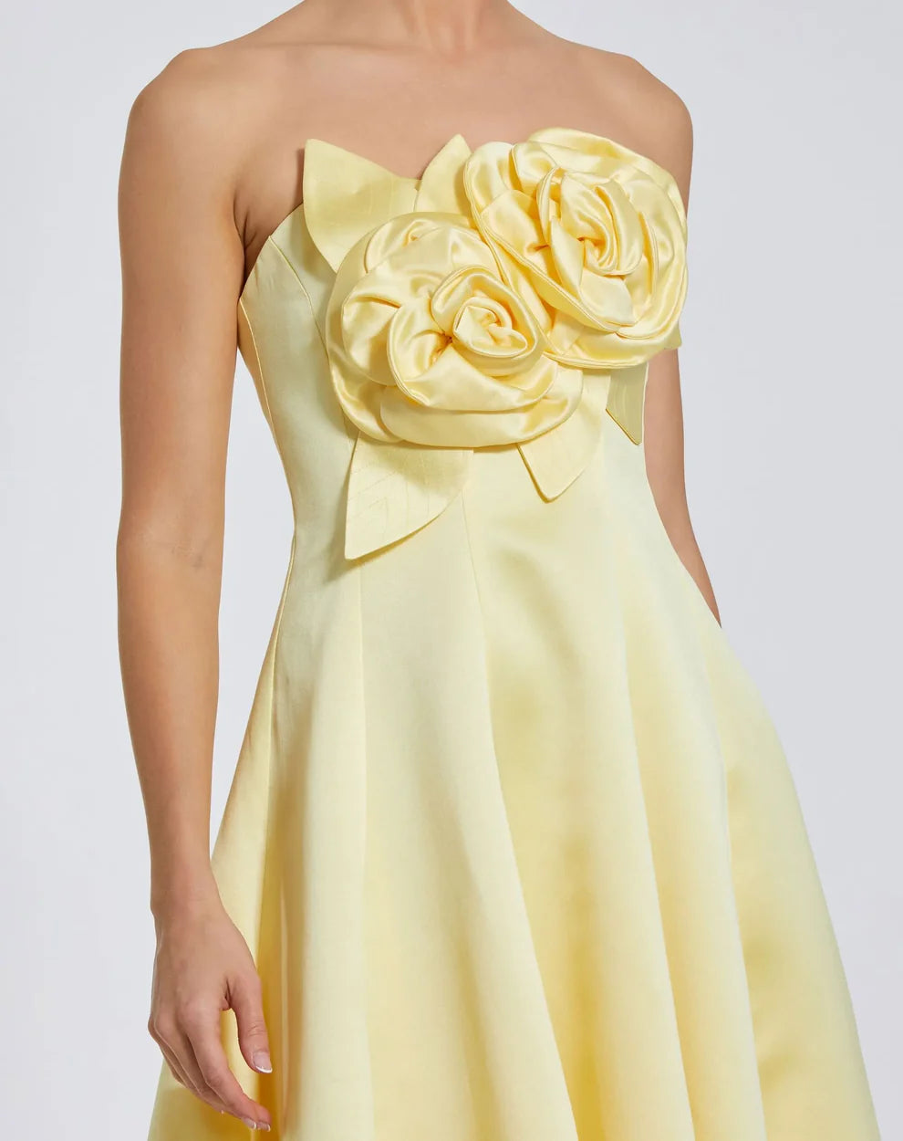 Mac Duggal 2303