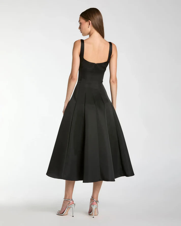 Mac Duggal 2331