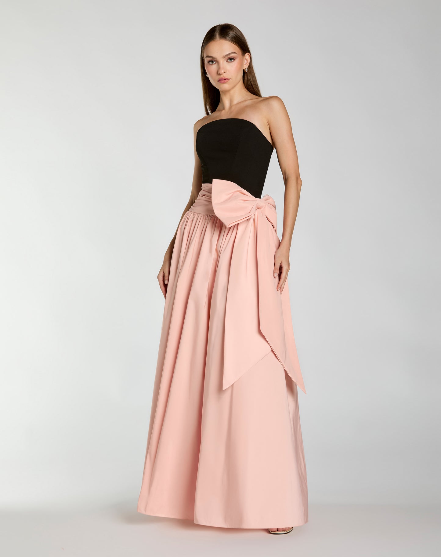 Mac Duggal 2370