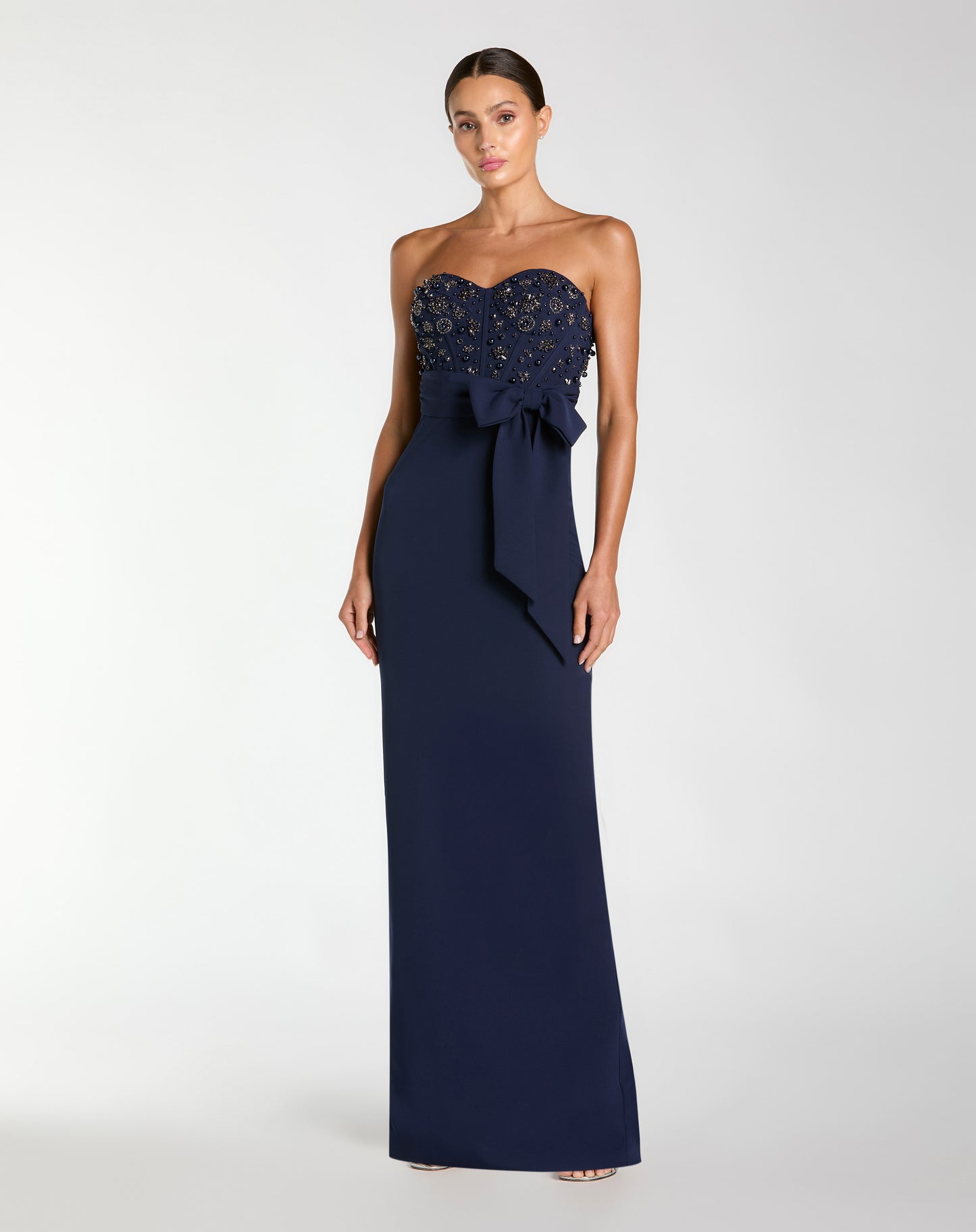 Mac Duggal 2395