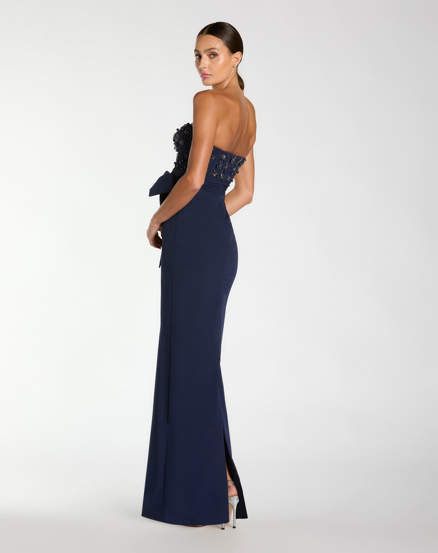 Mac Duggal 2395