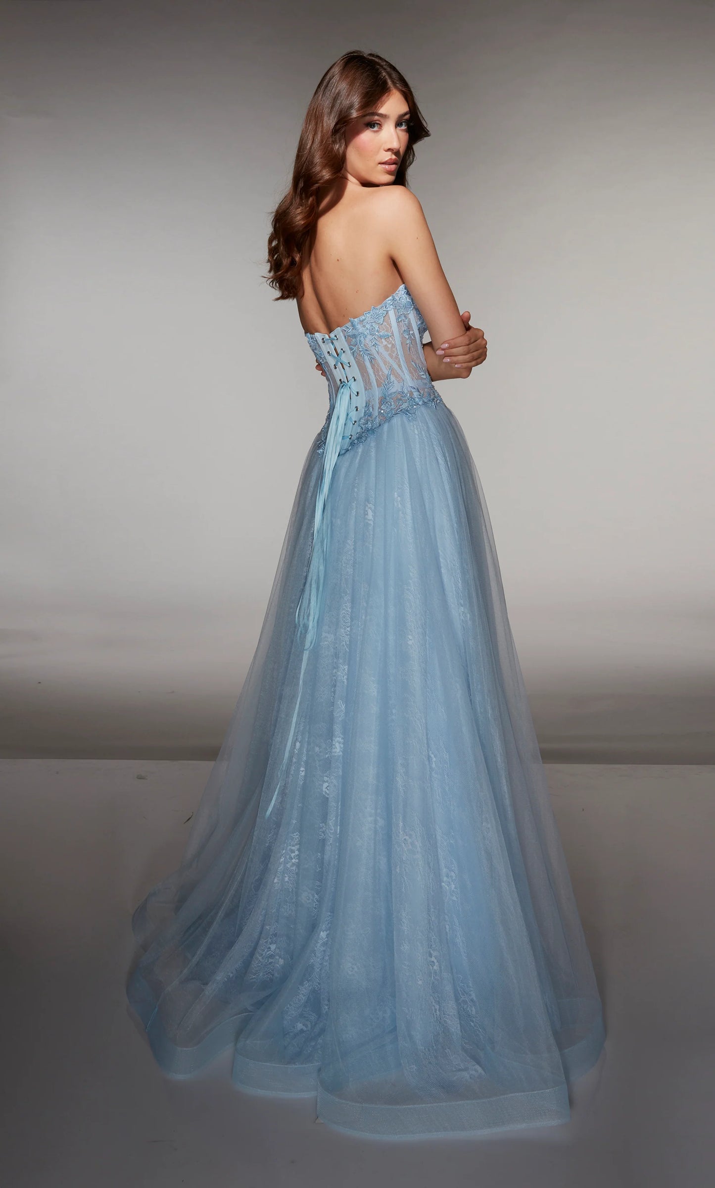 Alyce 61984