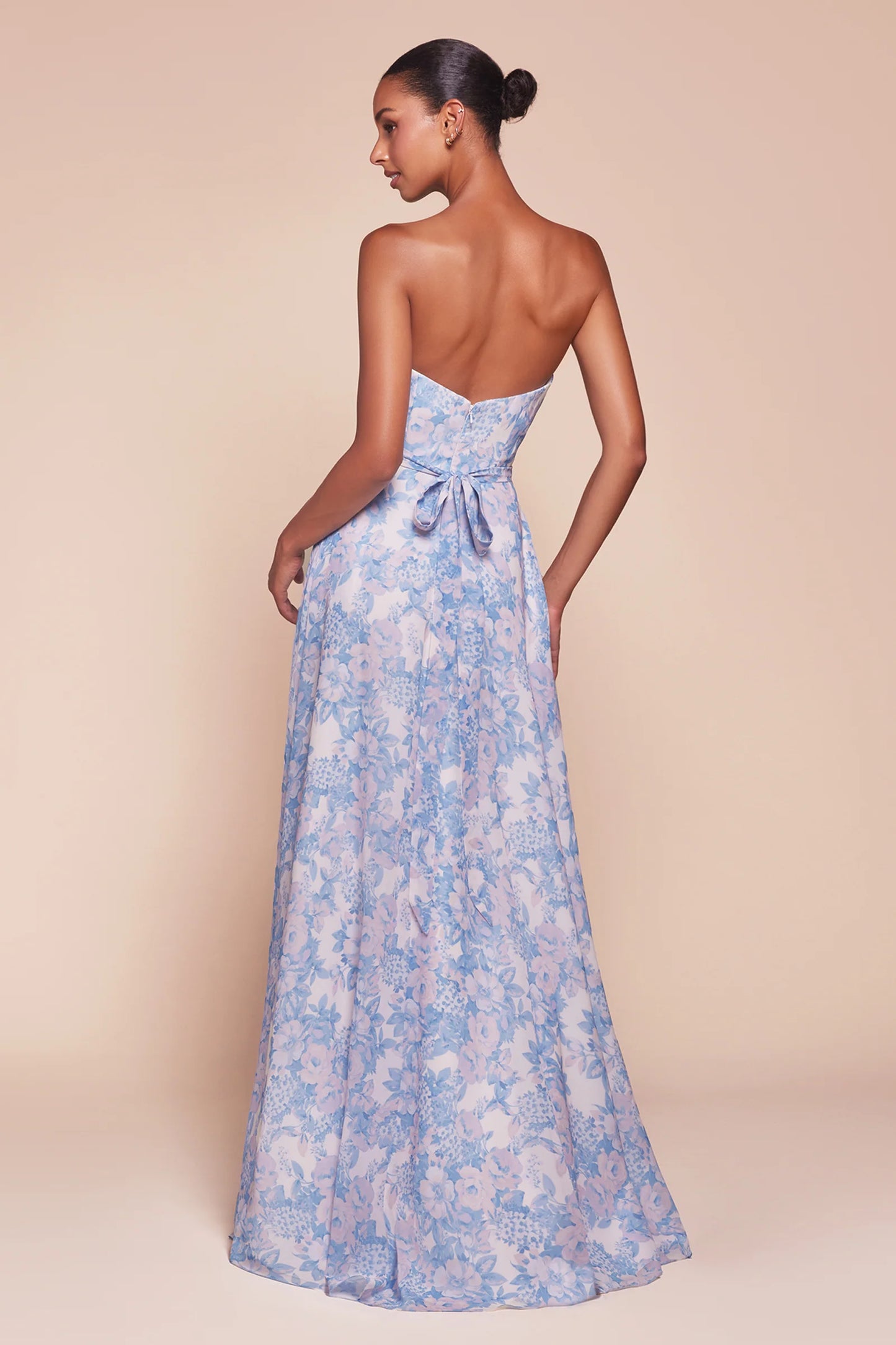 Cinderella Divine 7443