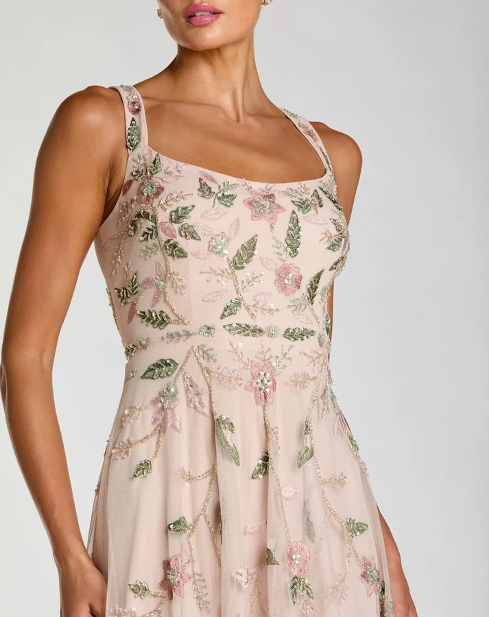 Mac Duggal 9402