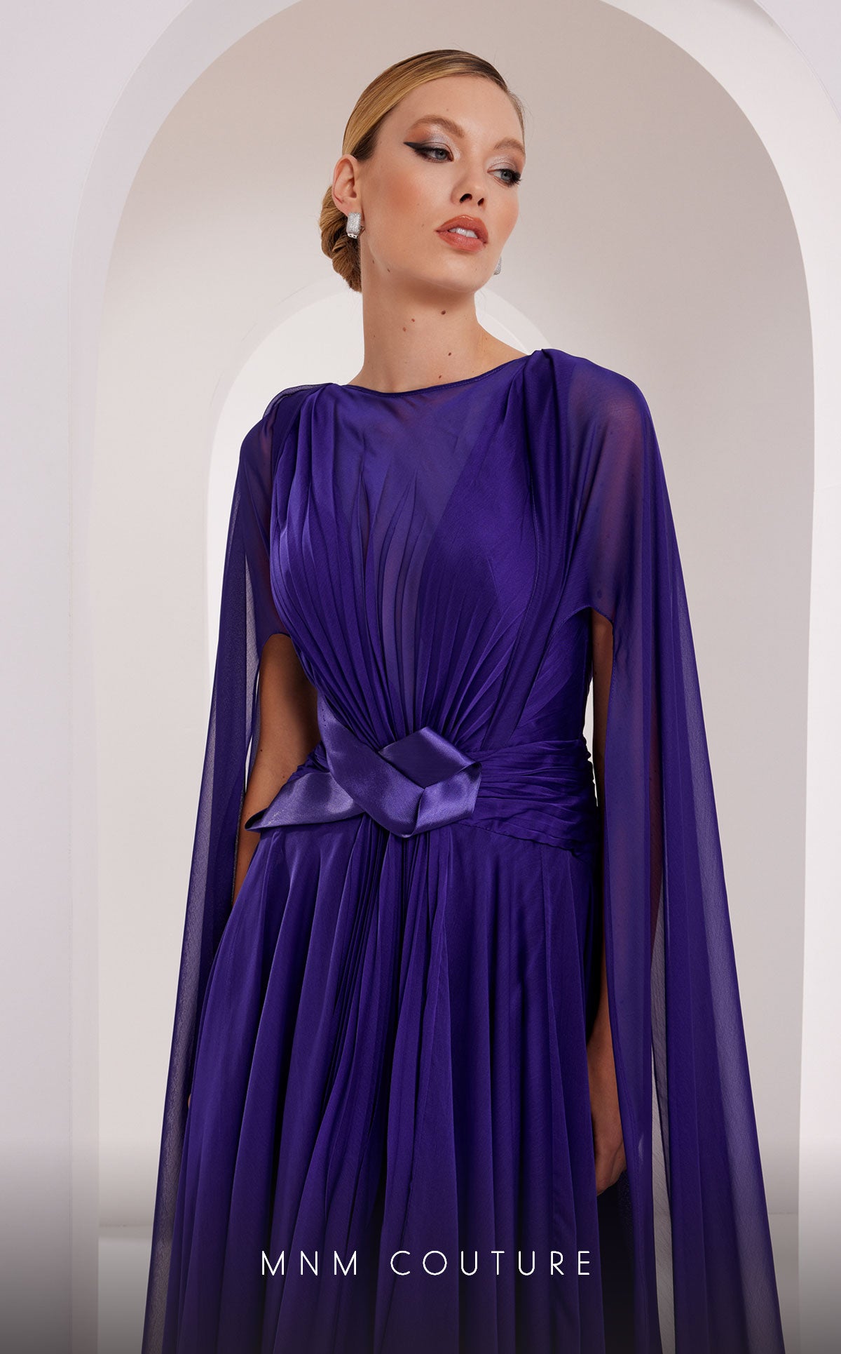 MNM Couture E0061