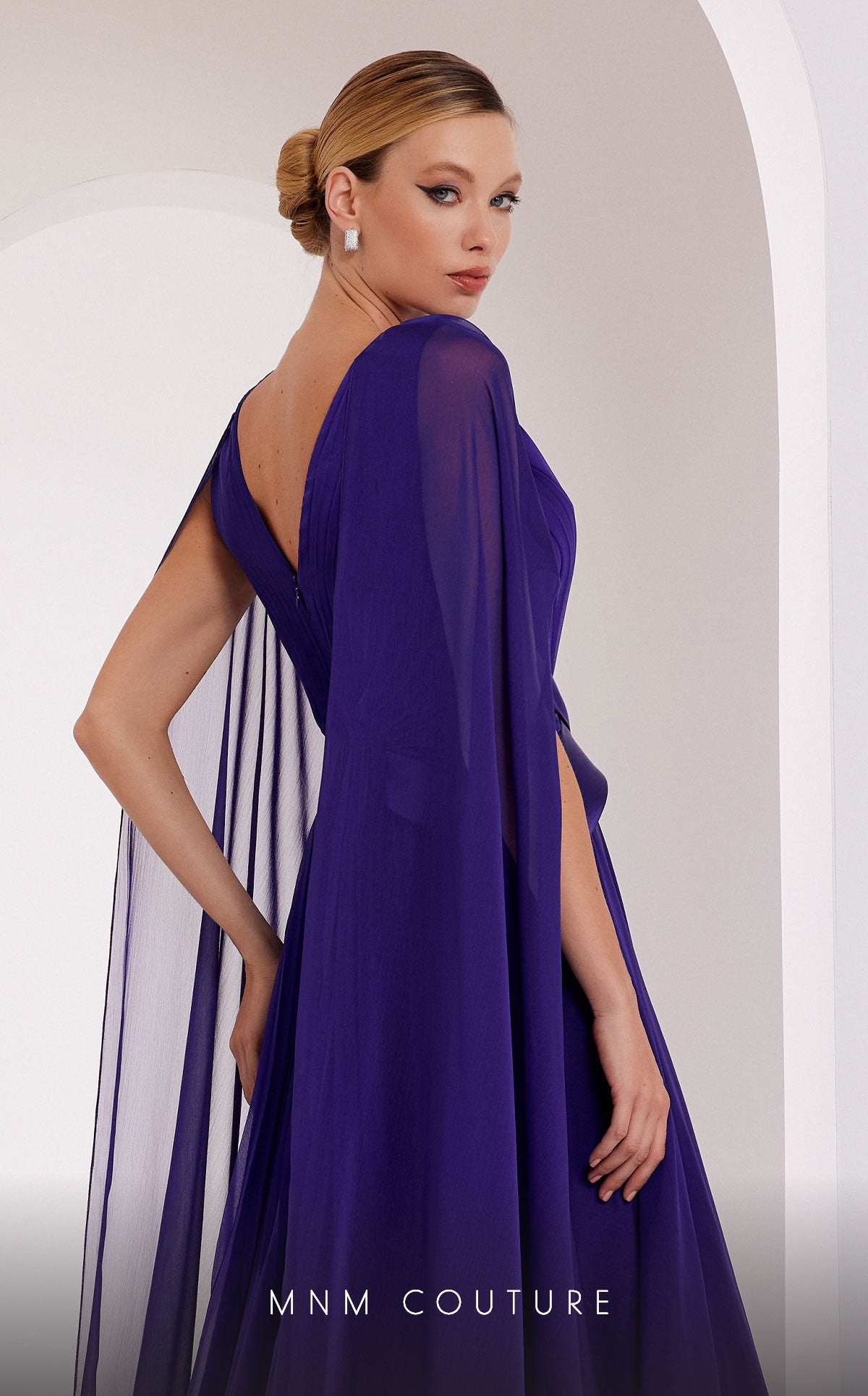 MNM Couture E0061