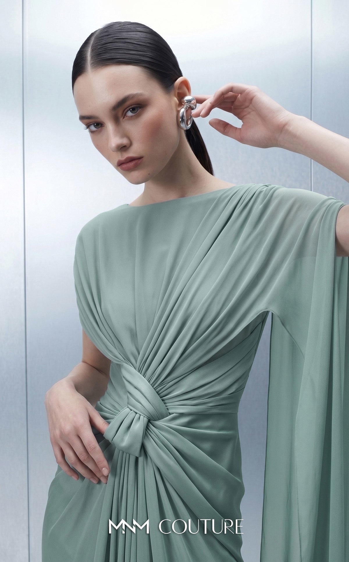 MNM Couture E0160