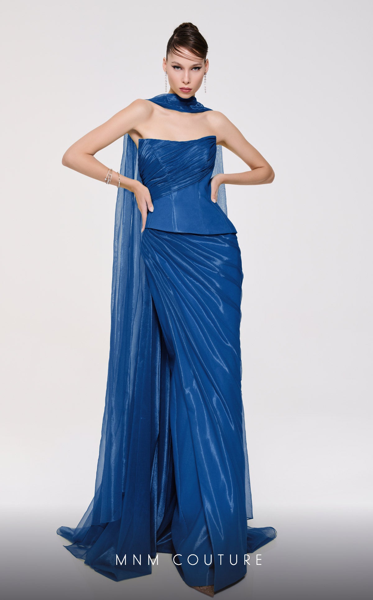 MNM Couture F02894