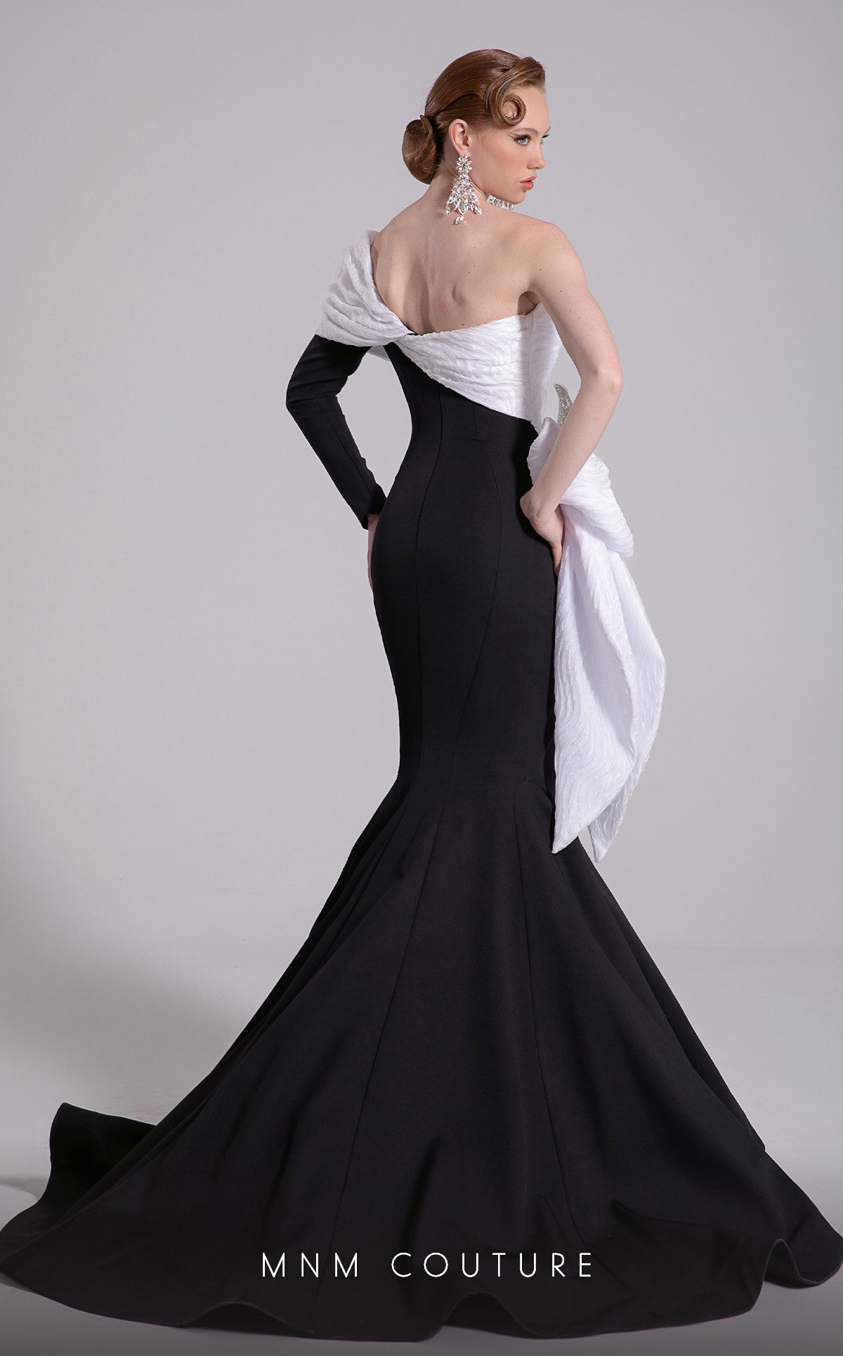 MNM Couture F02907