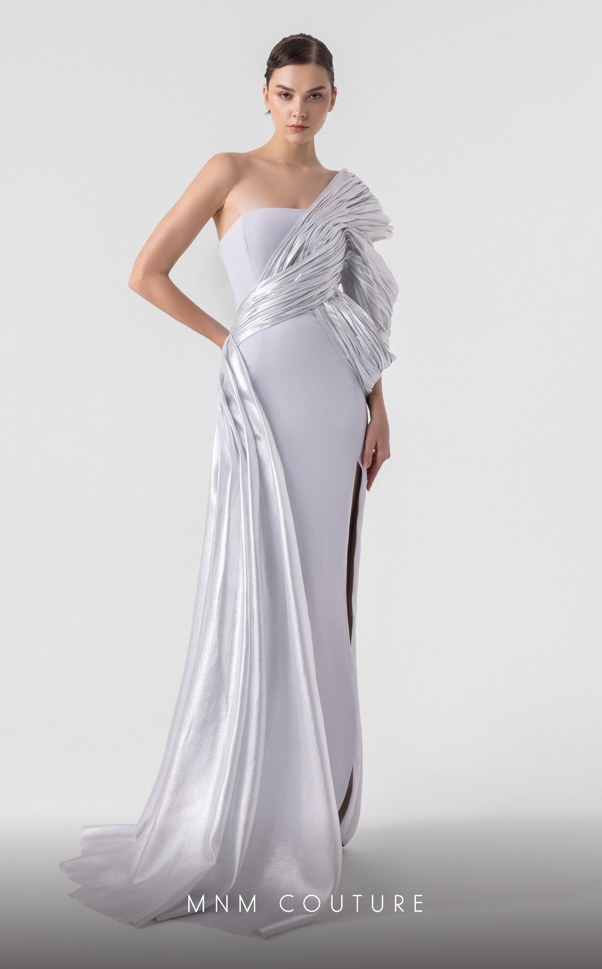 MNM Couture G1907