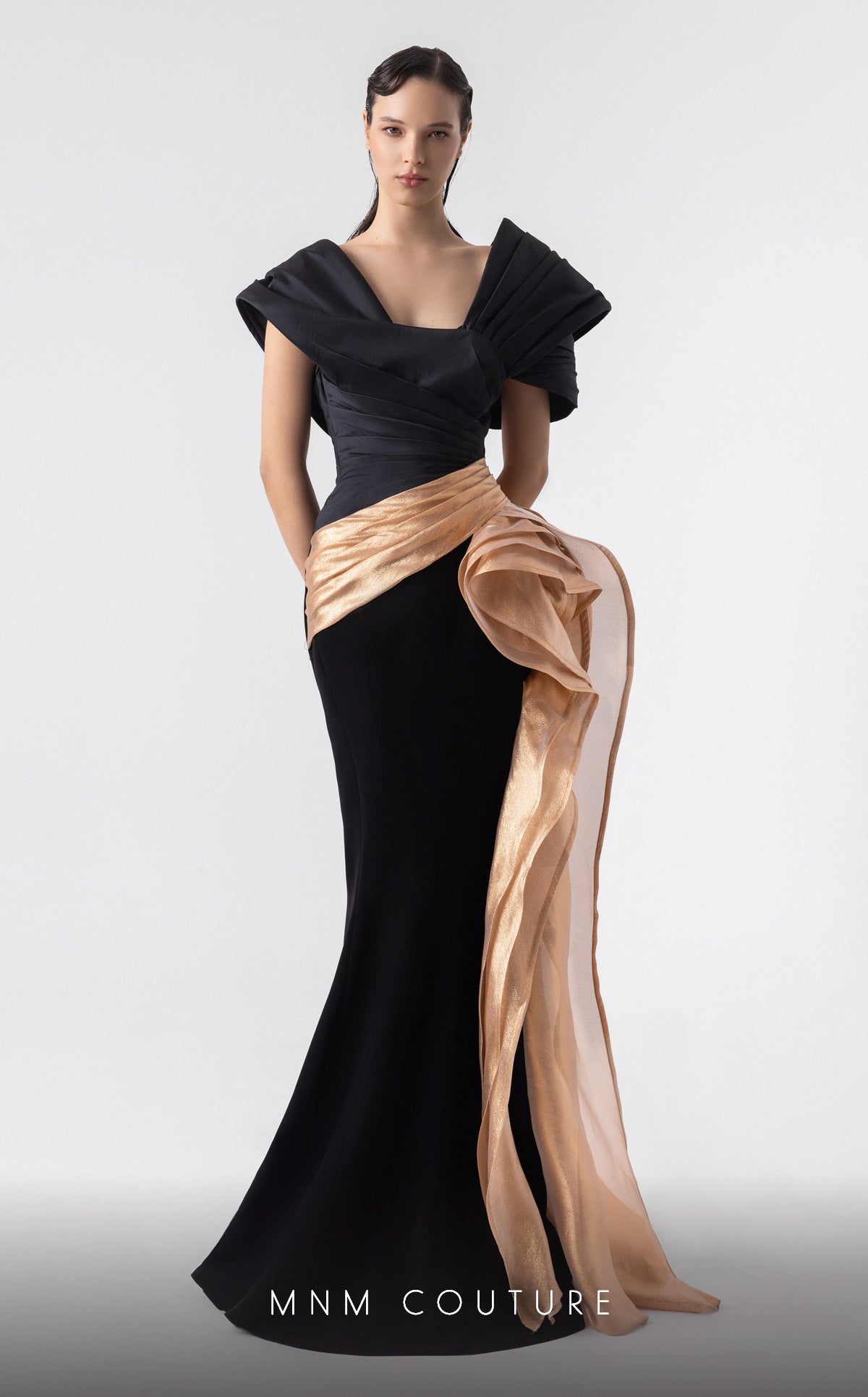 MNM Couture G1910