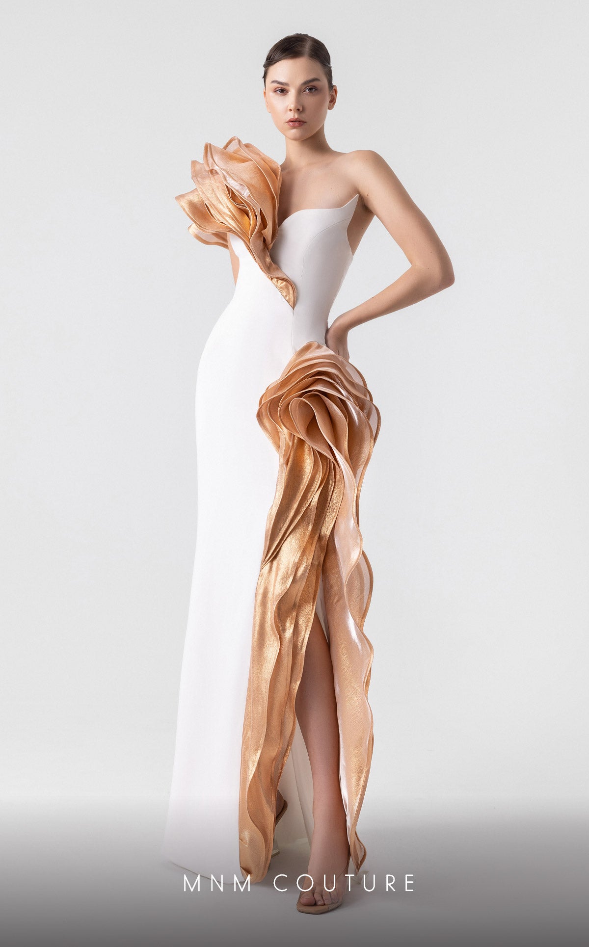 MNM Couture G1925