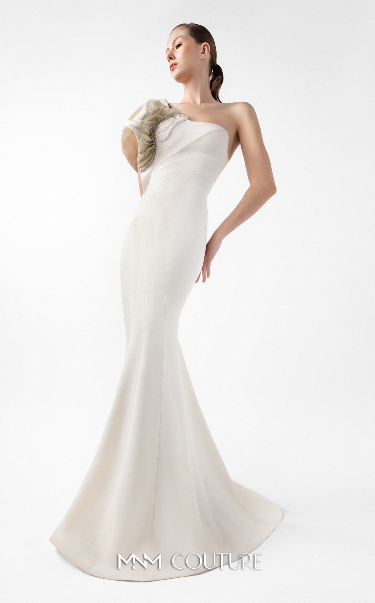 MNM Couture G2003