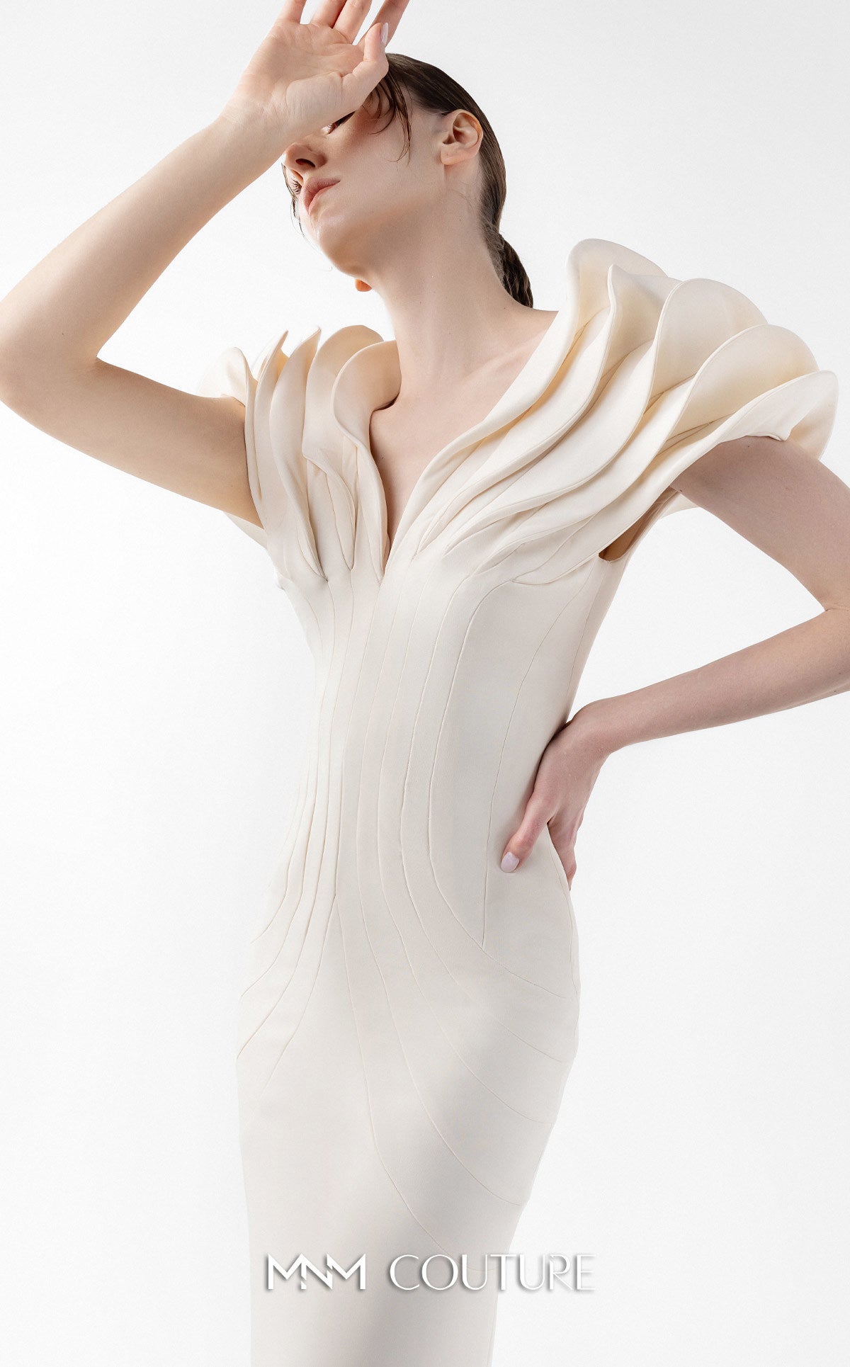 MNM Couture G2039