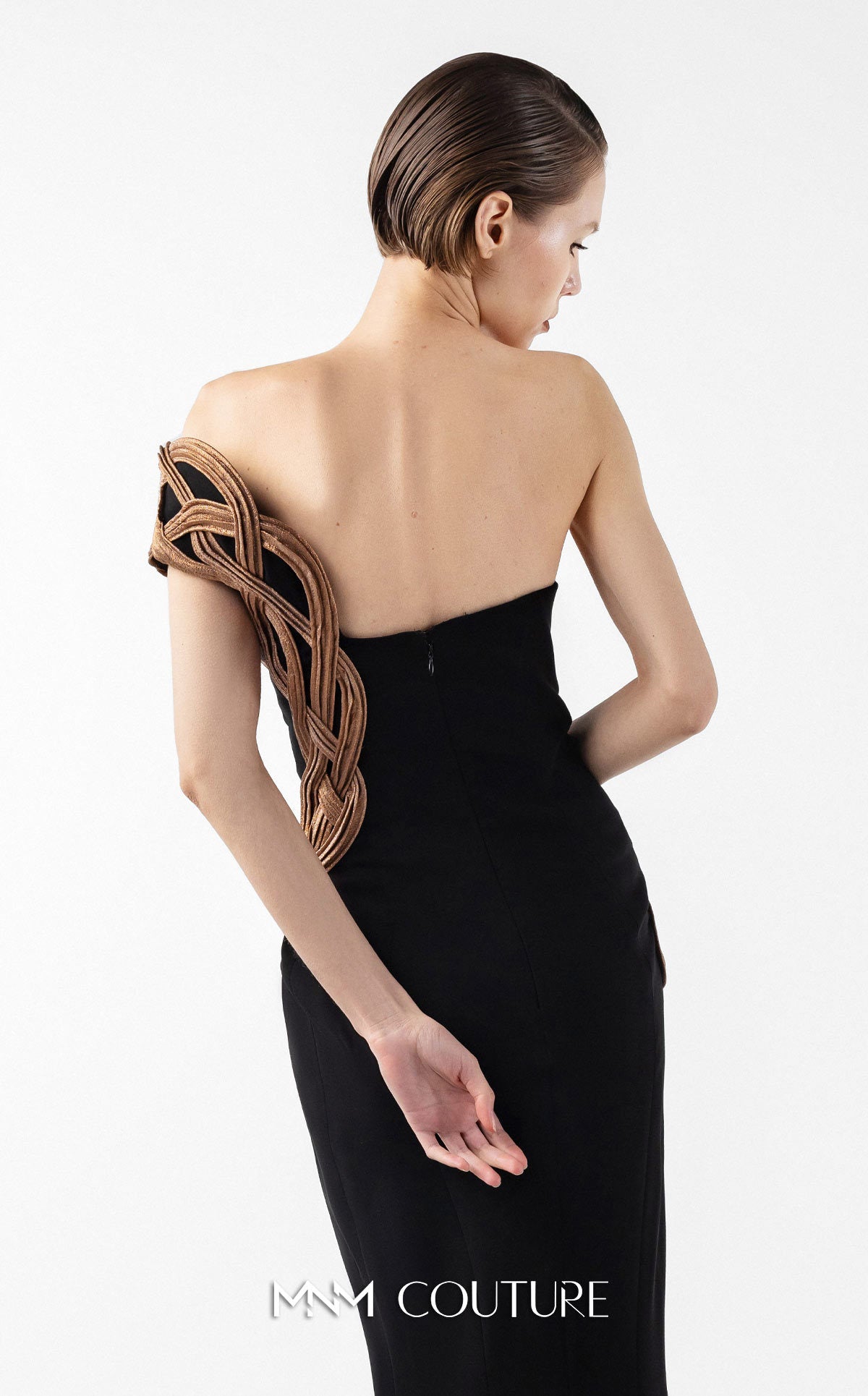 MNM Couture G2043