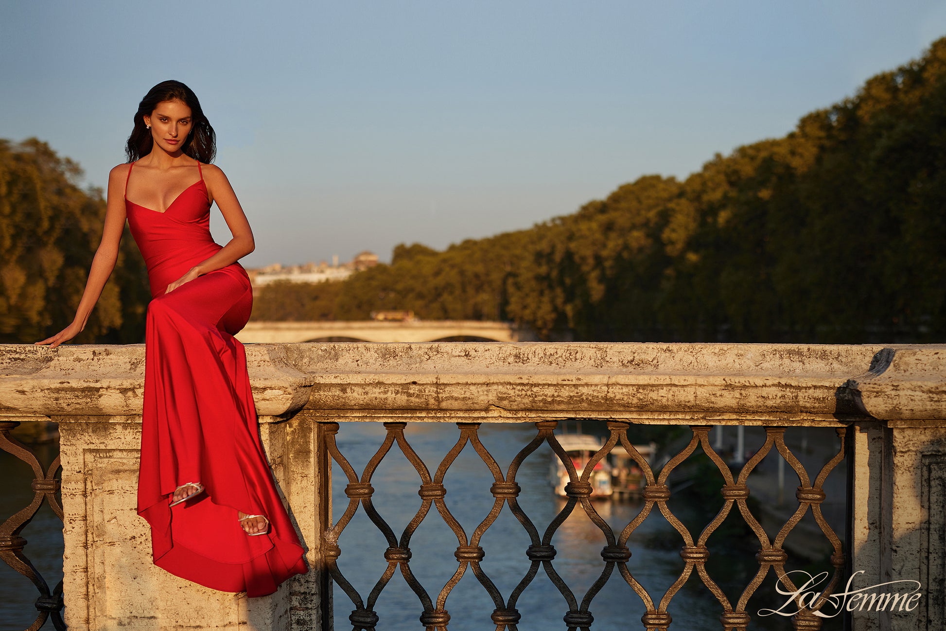 La-Femme-31618-V-Neck-Neckline-Criss-Cross-Back-Plain-Jersey-Column-Fitted-Red-Evening-Dress-B-Chic-Fashions-Prom-Dress