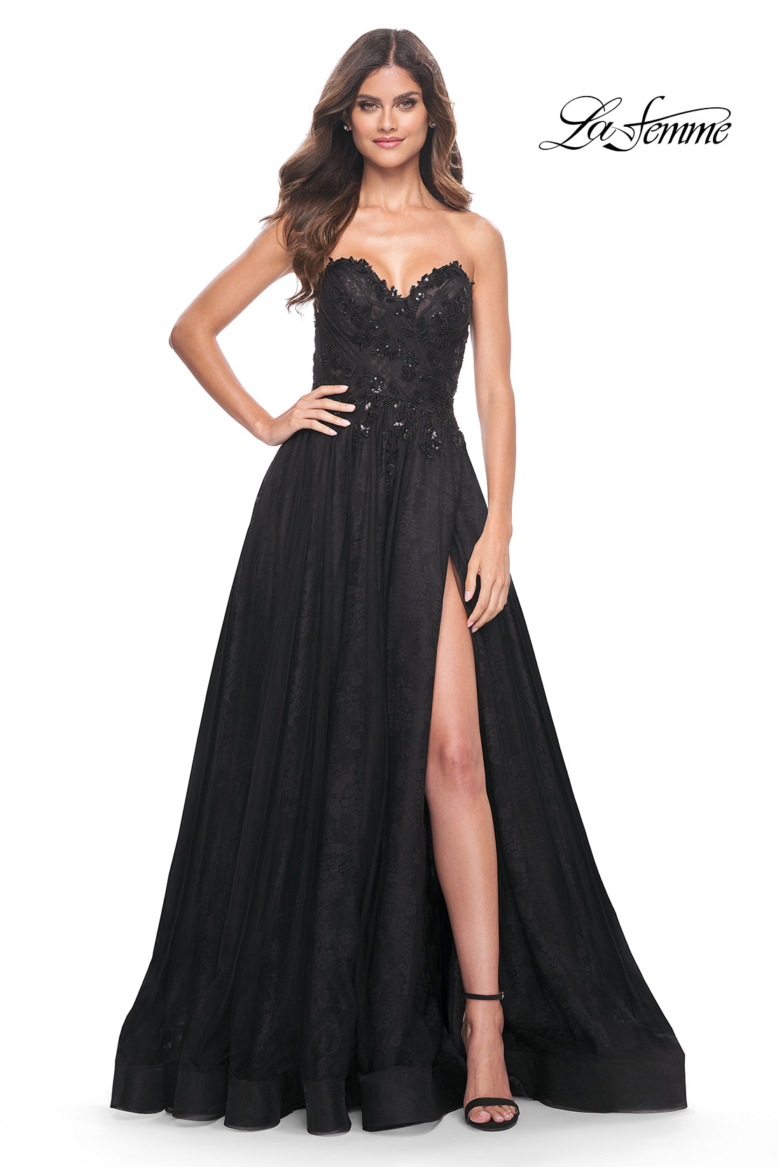 La-Femme-31954-Sweetheart-Neckline-Lace-up-Back-High-Slit-Beaded-Tulle-Lace-A-Line-BlackEveningDress-B-Chic-Fashions-Prom-Dress
