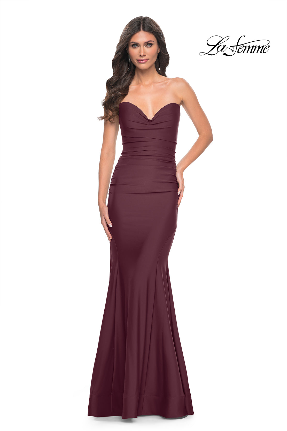 La-Femme-32289-Sweetheart-Neckline-Lace-up-Back-Ruched-Jersey-Fitted-Dark-Wine-Evening-Dress-B-Chic-Fashions-Prom-Dress