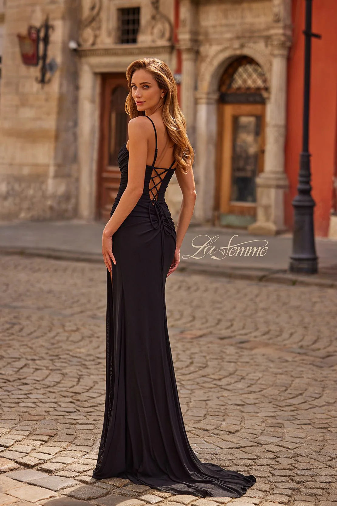 La Femme 33298