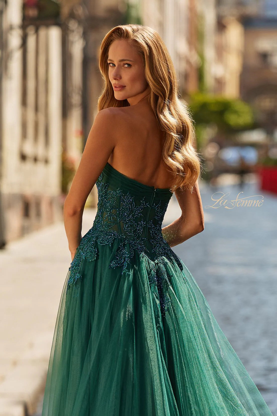 La Femme 33528
