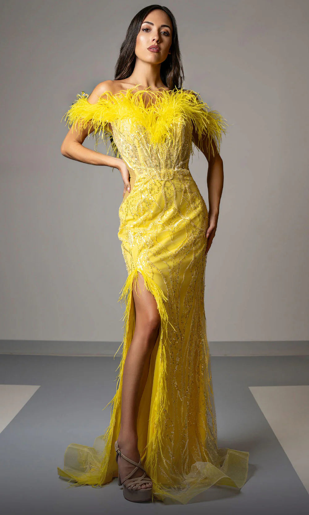 MNM Couture M1048