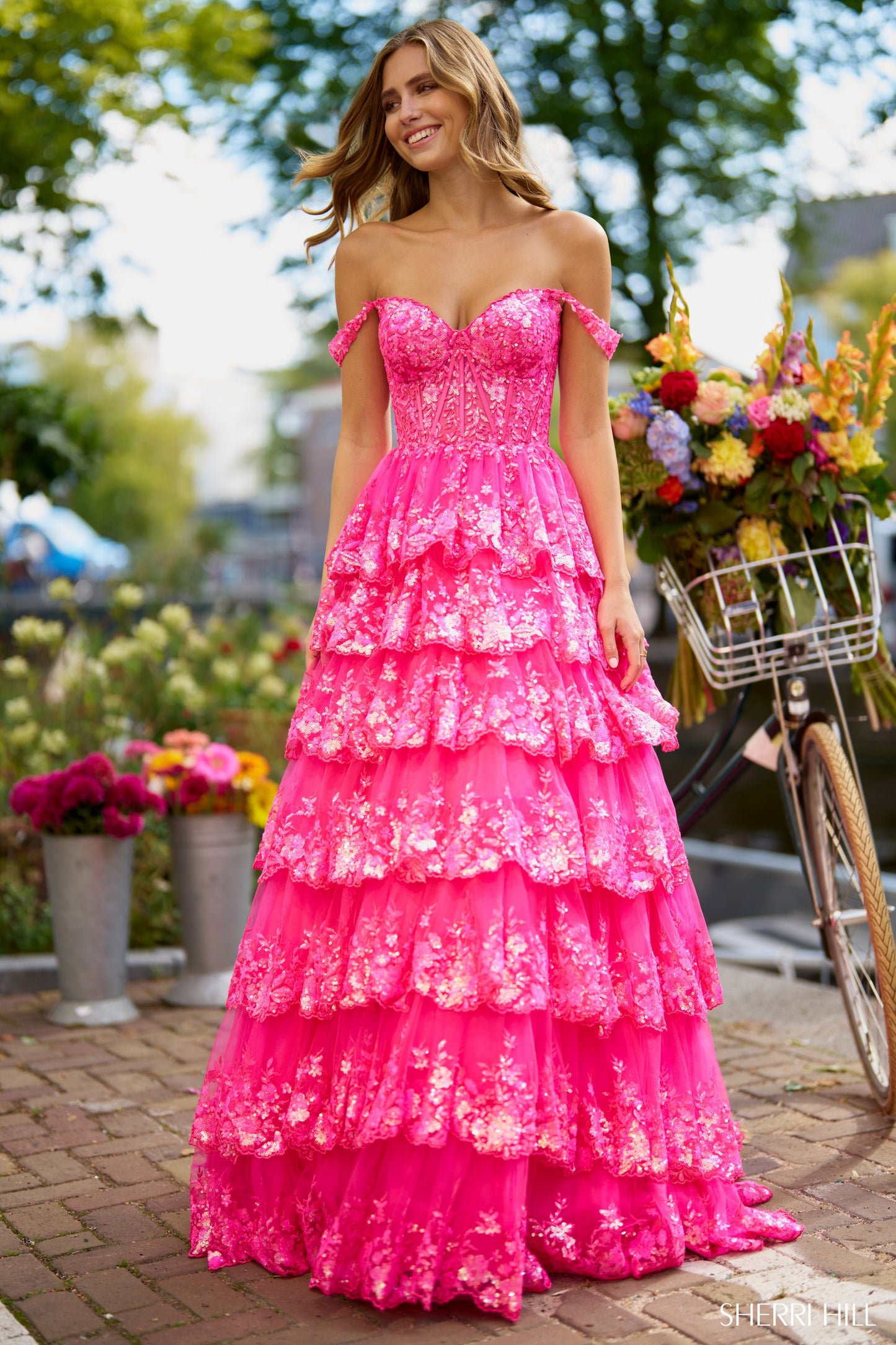 SherriHill-56196-Sweetheart-Neckline-Ball-Gowns-Sequin-Tulle-Lace-Fabric-Fuchsia-Long-Dress-Evening-Gown-Prom-Dress-Sherri-Hill-2024