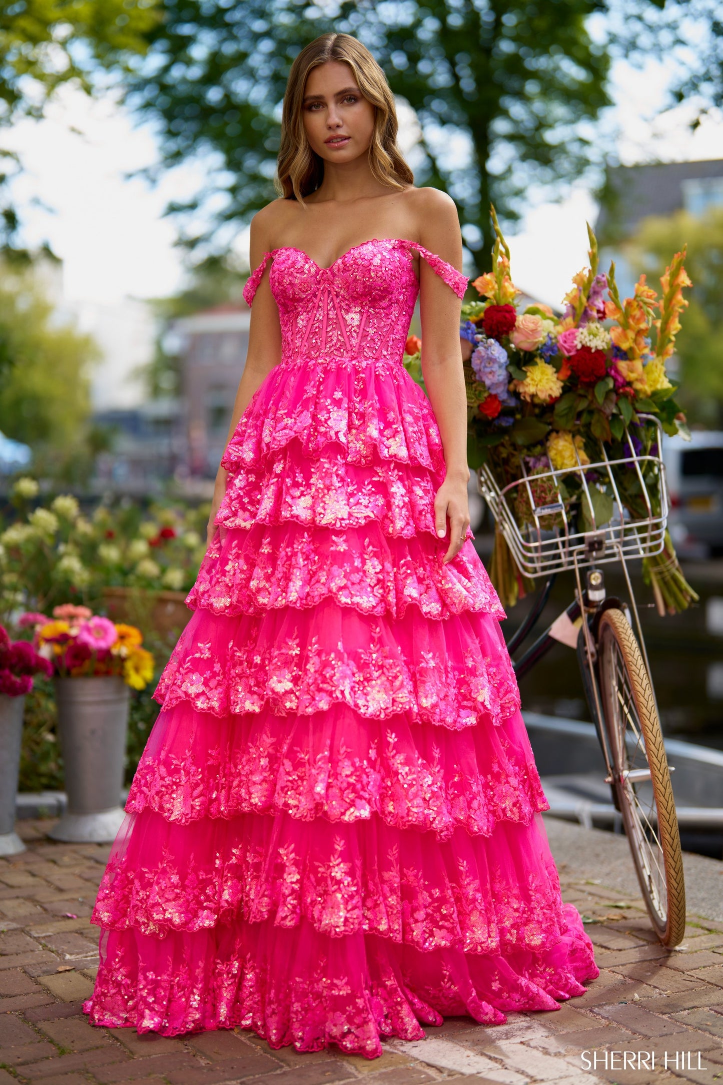 SherriHill-56196-Sweetheart-Neckline-Ball-Gowns-Sequin-Tulle-Lace-Fabric-Fuchsia-Long-Dress-Evening-Gown-Prom-Dress-Sherri-Hill-2024