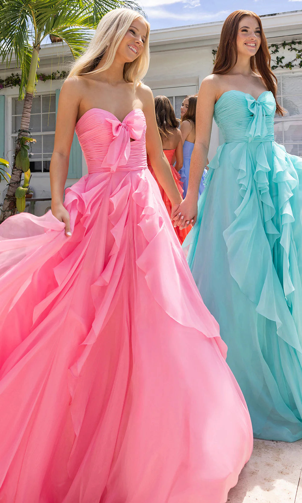 Portia & Scarlett XO170