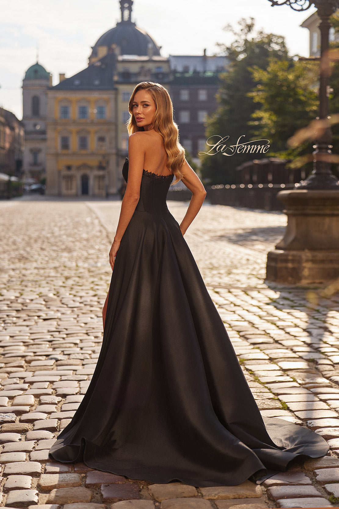 La Femme 33353