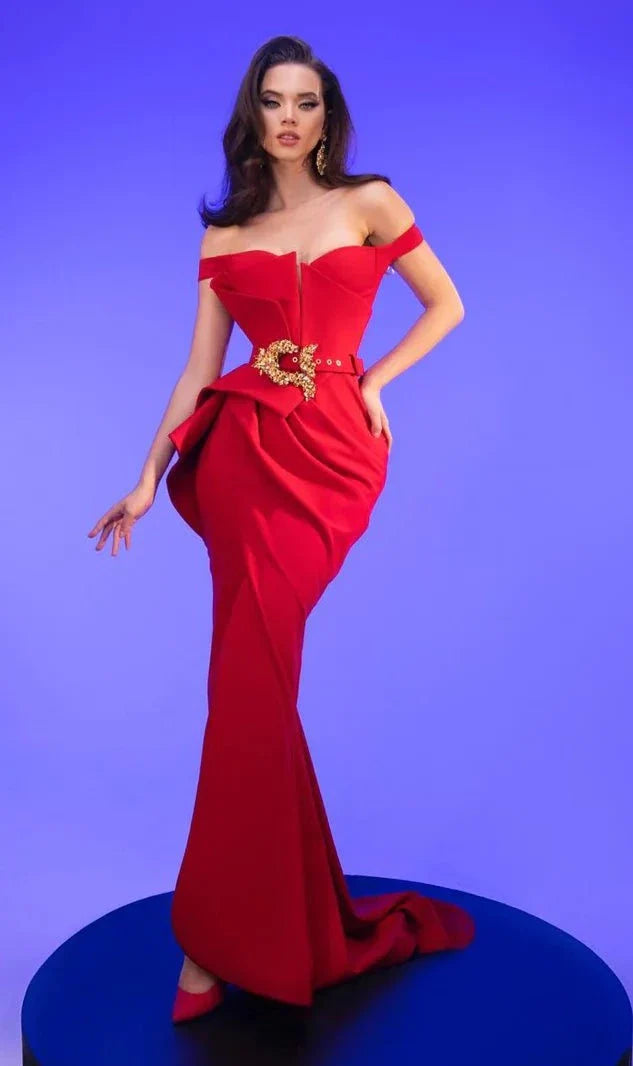 MNM Couture 2650
