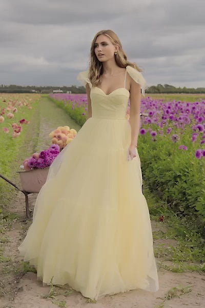 Sherri-Hill-56126-Sweetheart-Neckline-Ball-Gowns-Swiss-Dot-Fabric-Yellow-Long-Dress-Evening-Gown-Prom-Dress-Sherri-Hill-2024