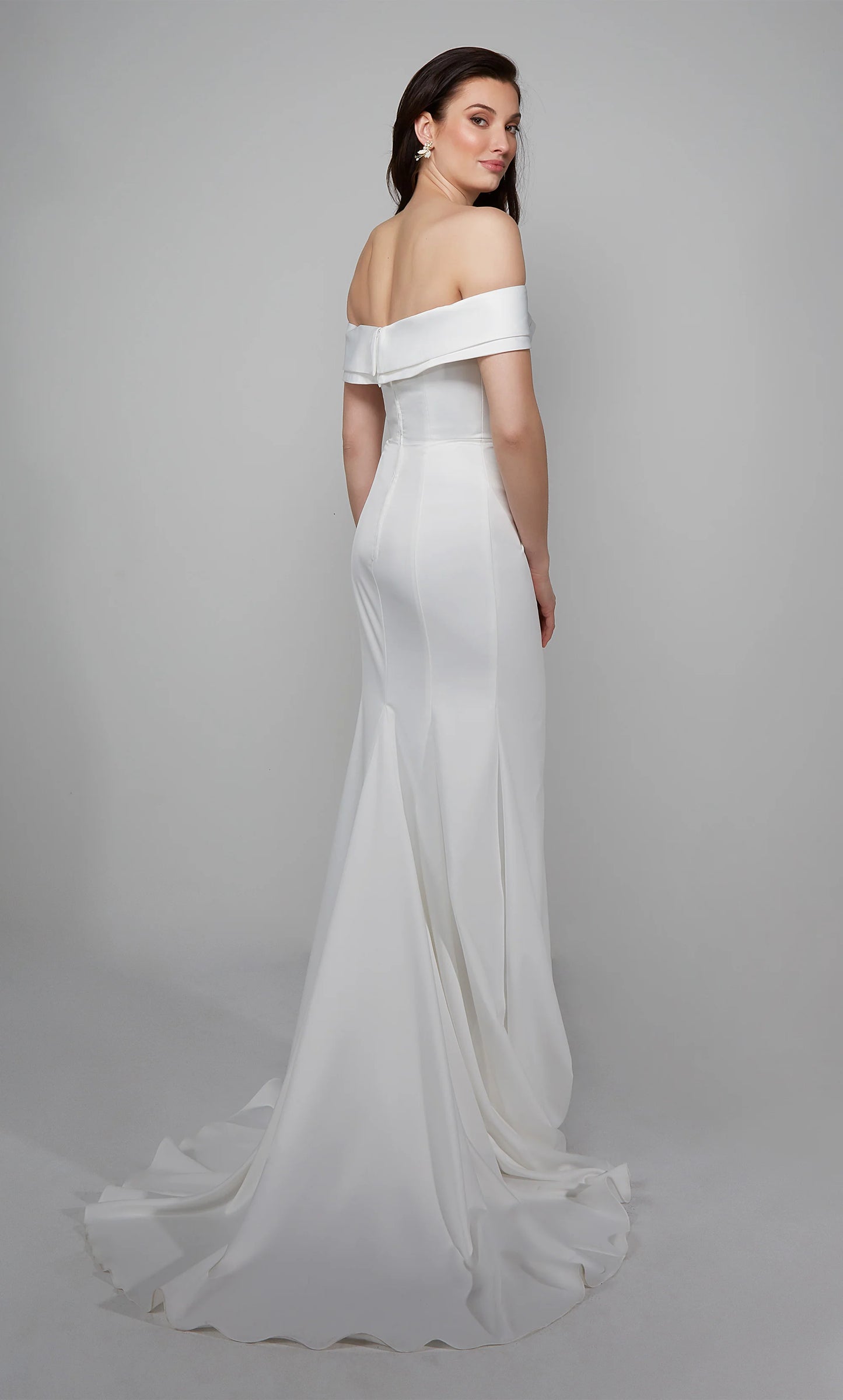 Alyce 7058