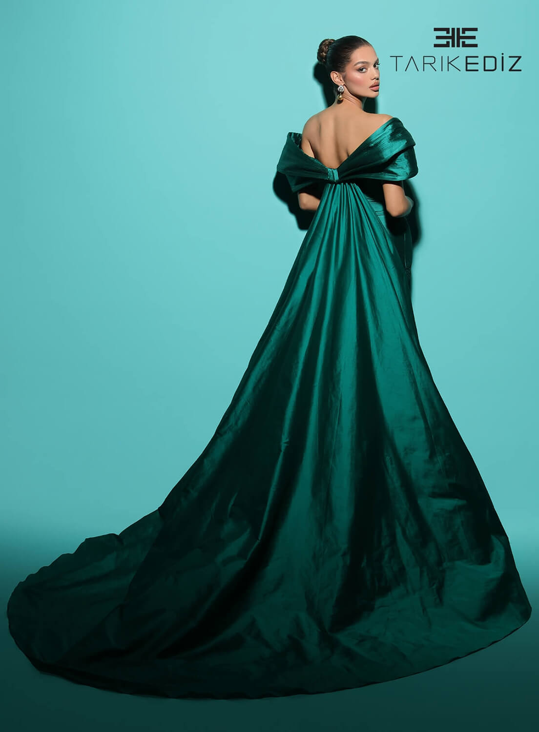 Tarik Ediz 98506 Taffeta Fabric Sweetheart Neckline Column Fitted Long Dress